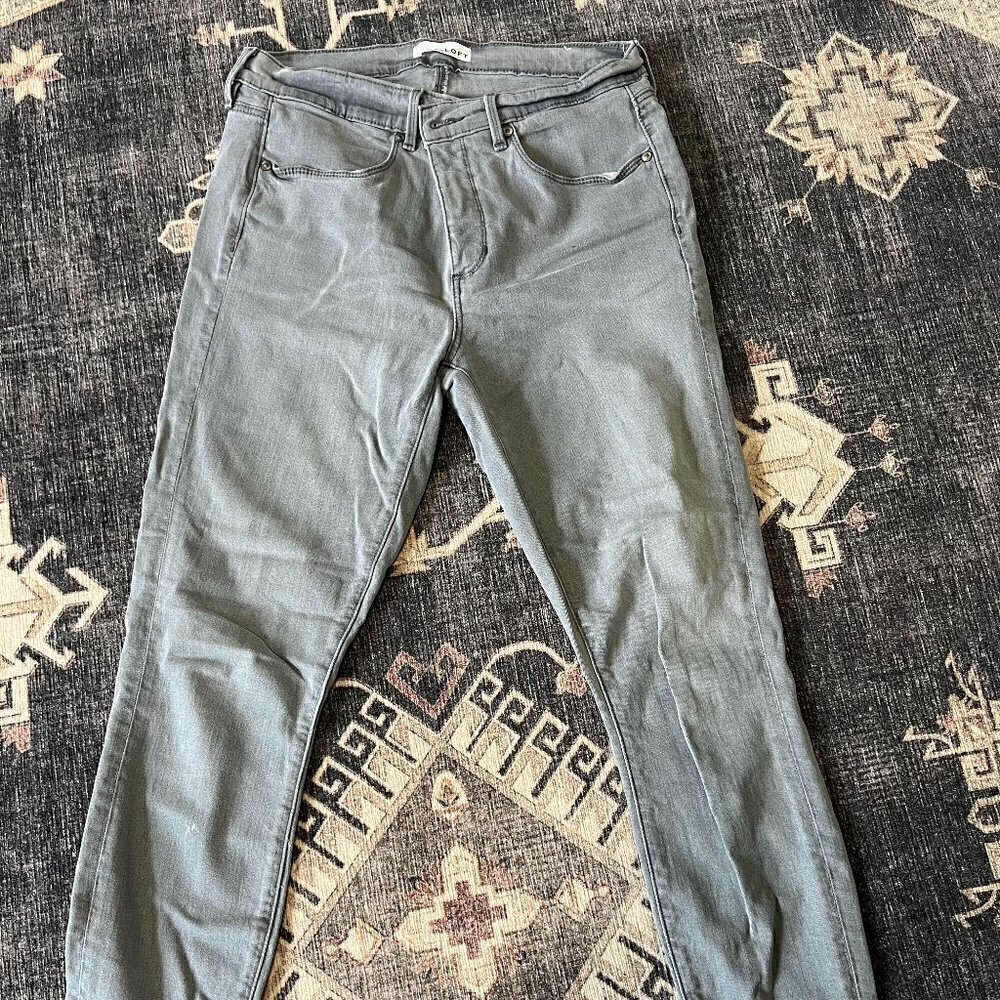 Loft Gray Skinny Jeans Size 8/29 EUC